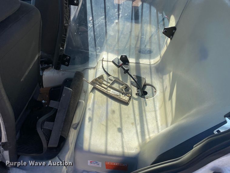 image for item KV9699 2005 Ford Crown Victoria Police Interceptor