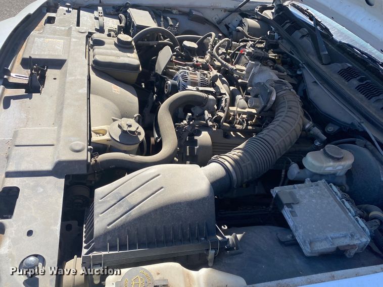 image for item KV9699 2005 Ford Crown Victoria Police Interceptor