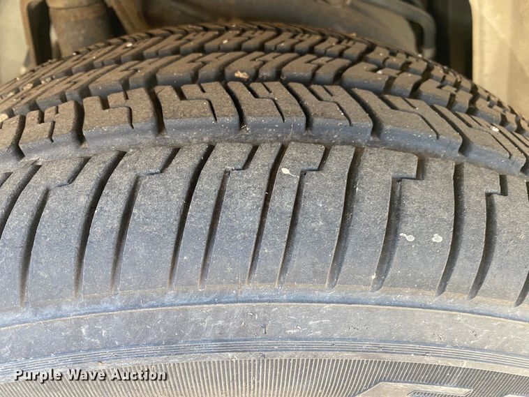 image for item KV9699 2005 Ford Crown Victoria Police Interceptor