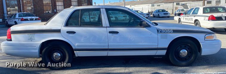 image for item KV9704 2008 Ford Crown Victoria Police Interceptor
