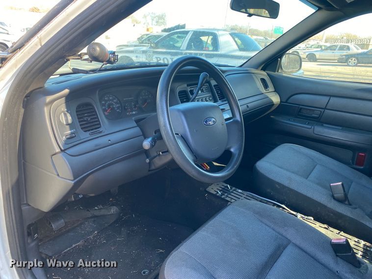 image for item KV9704 2008 Ford Crown Victoria Police Interceptor
