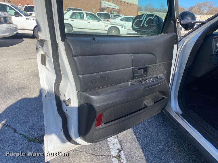 image for item KV9704 2008 Ford Crown Victoria Police Interceptor