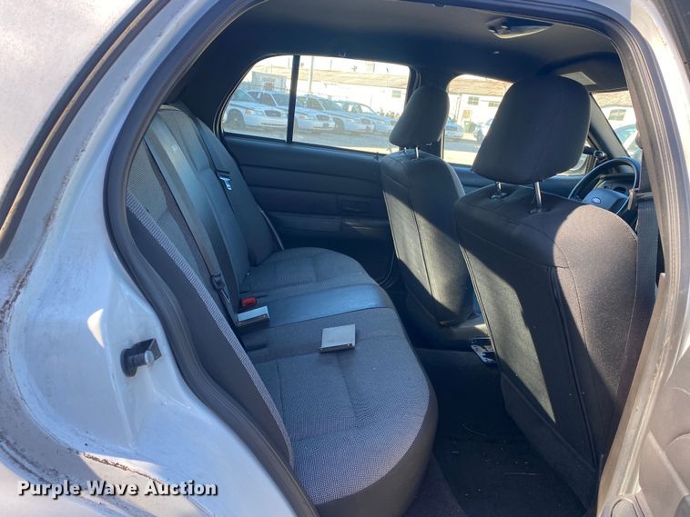 image for item KV9704 2008 Ford Crown Victoria Police Interceptor