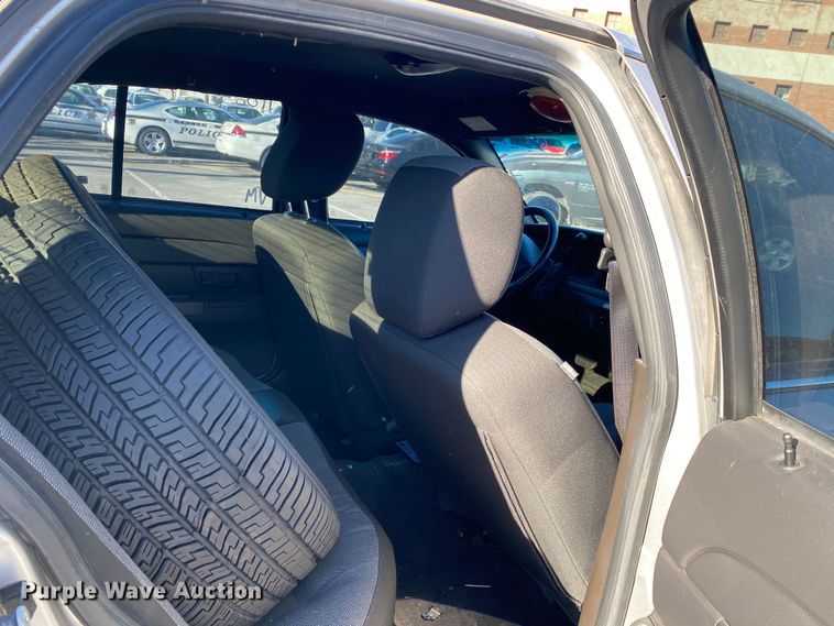 image for item KV9706 2011 Ford Crown Victoria Police Interceptor