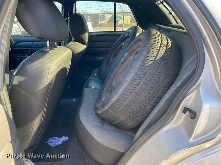 image for item KV9706 2011 Ford Crown Victoria Police Interceptor