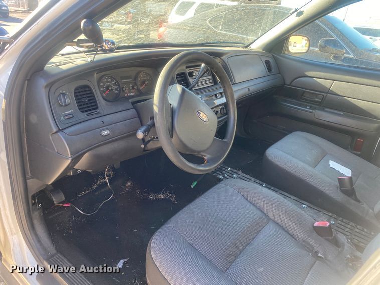 image for item KV9708 2011 Ford Crown Victoria Police Interceptor