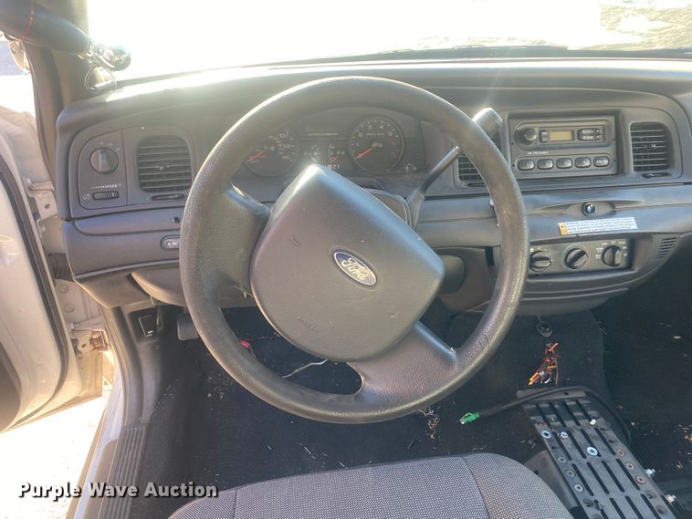 image for item KV9708 2011 Ford Crown Victoria Police Interceptor