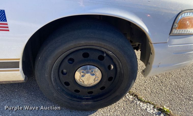 image for item KV9708 2011 Ford Crown Victoria Police Interceptor