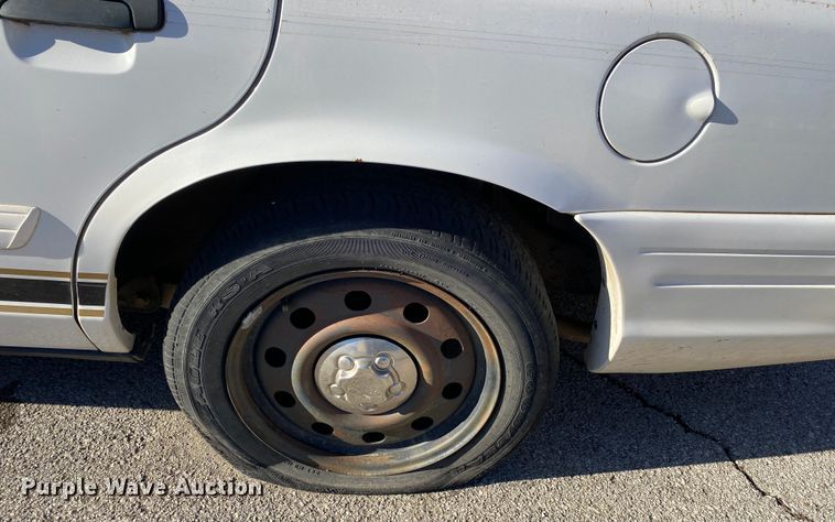 image for item KV9708 2011 Ford Crown Victoria Police Interceptor