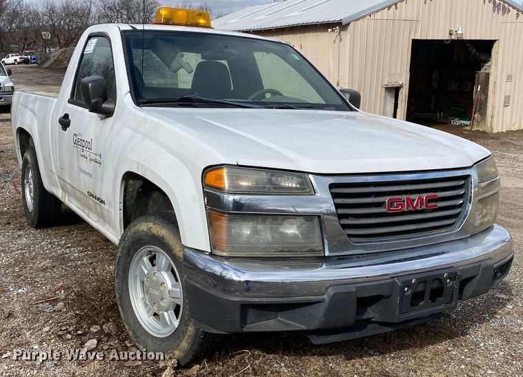 image for item KV9712 2004 GMC Canyon  pickup truck