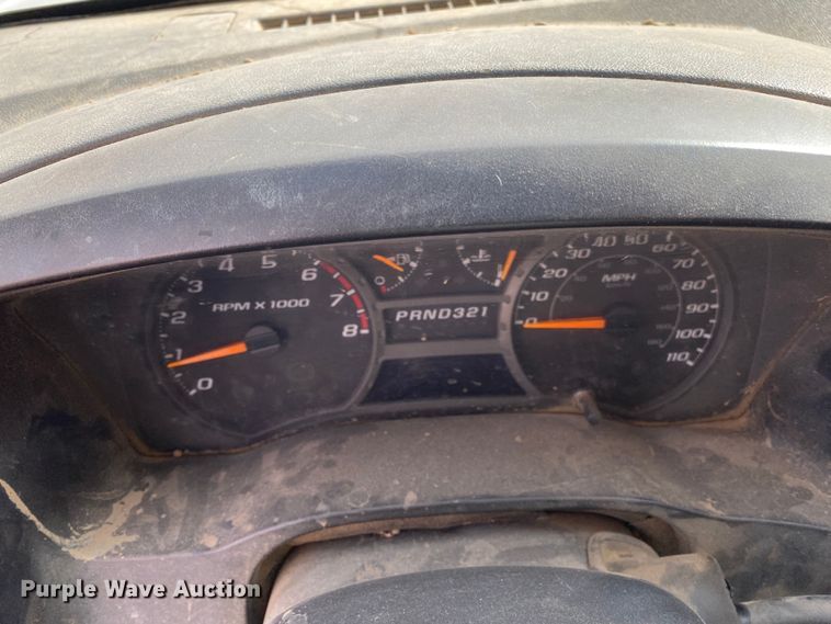 image for item KV9712 2004 GMC Canyon  pickup truck