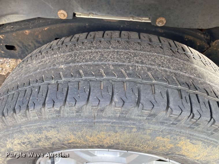 image for item KV9712 2004 GMC Canyon  pickup truck