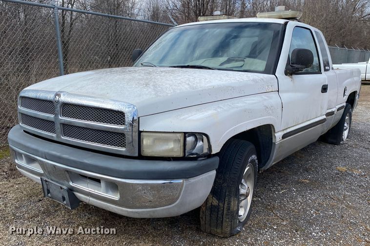 image for item KV9713 1999 Dodge Ram 1500  Quad Cab pickup truck