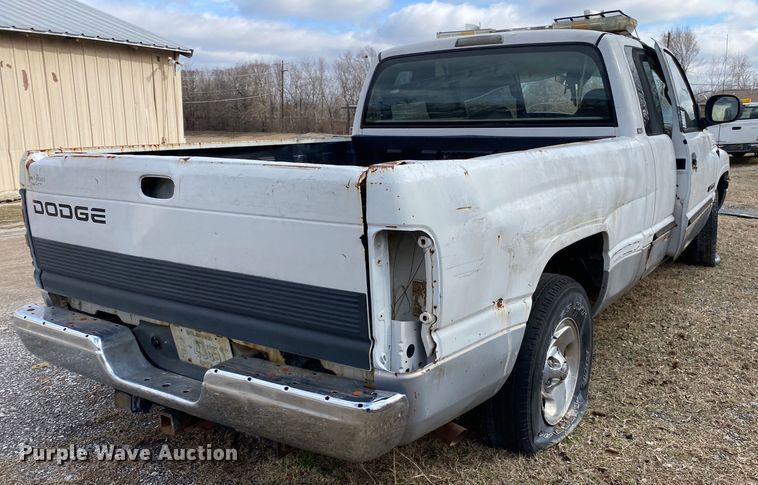 image for item KV9713 1999 Dodge Ram 1500  Quad Cab pickup truck