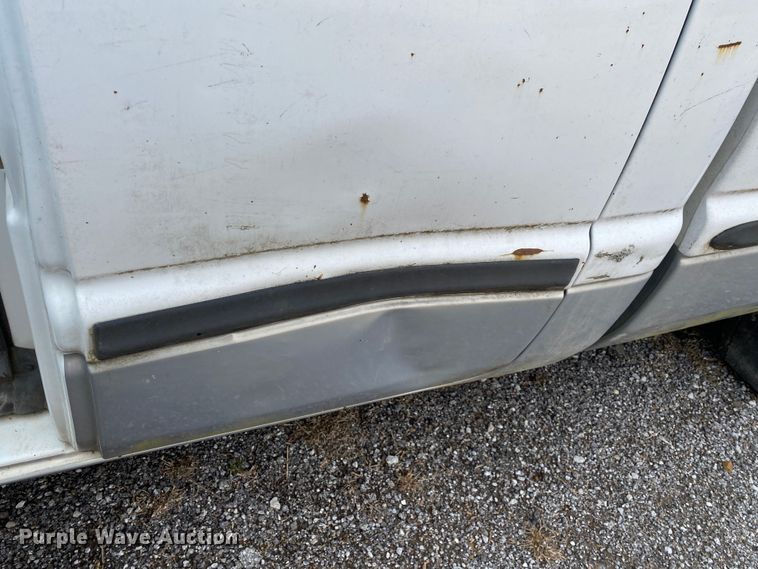 image for item KV9713 1999 Dodge Ram 1500  Quad Cab pickup truck