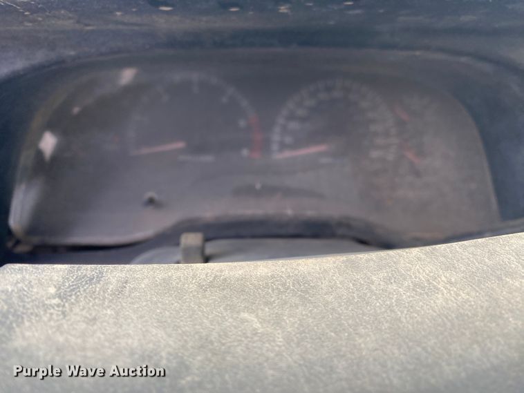 image for item KV9713 1999 Dodge Ram 1500  Quad Cab pickup truck