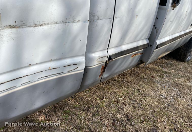 image for item KV9713 1999 Dodge Ram 1500  Quad Cab pickup truck