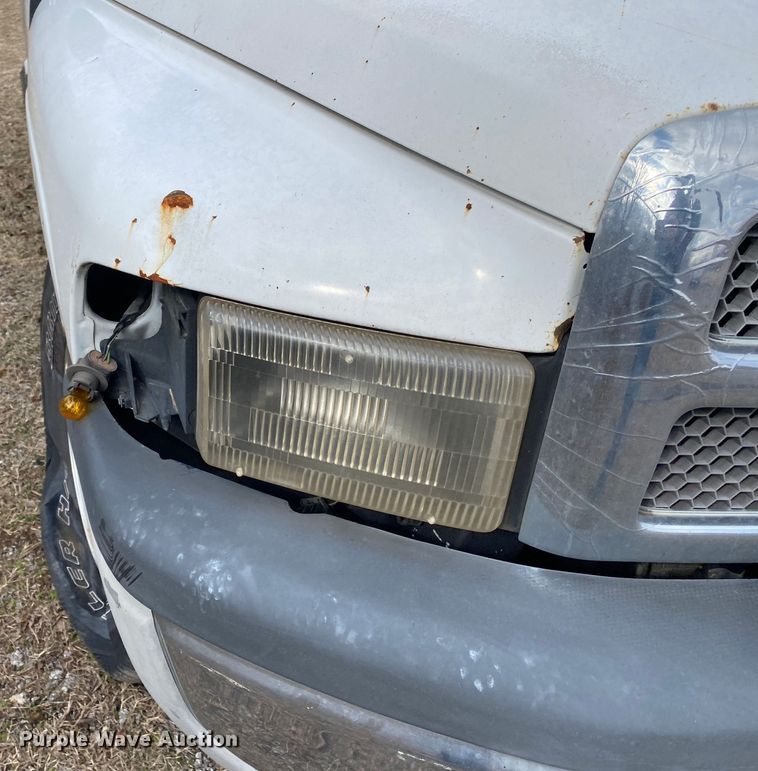 image for item KV9713 1999 Dodge Ram 1500  Quad Cab pickup truck