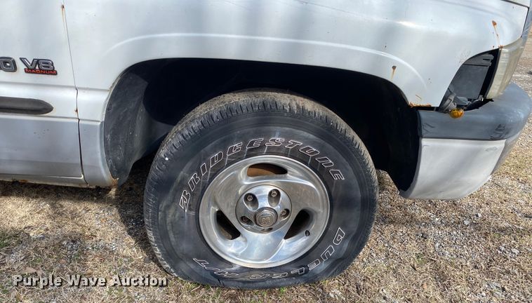 image for item KV9713 1999 Dodge Ram 1500  Quad Cab pickup truck