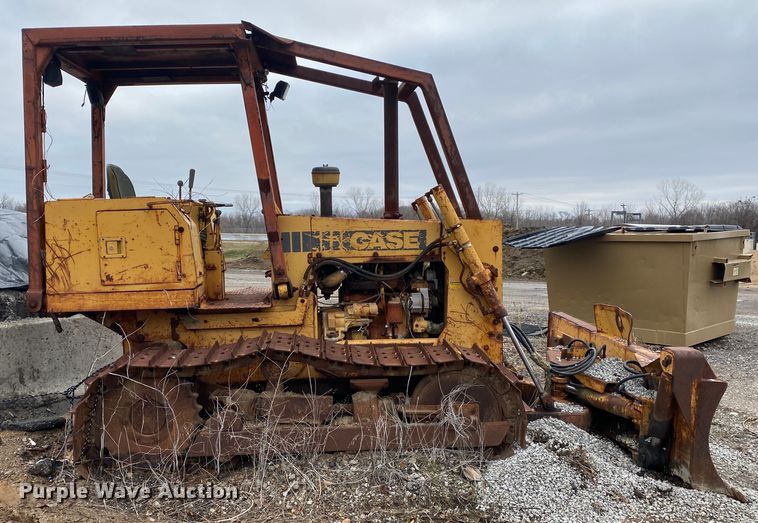 image for item KV9719 1986 Case 450C  dozer