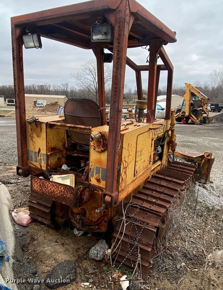 image for item KV9719 1986 Case 450C  dozer