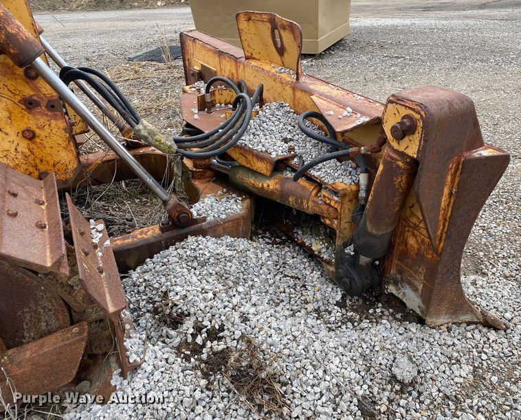 image for item KV9719 1986 Case 450C  dozer