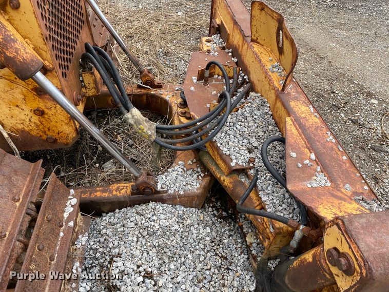 image for item KV9719 1986 Case 450C  dozer