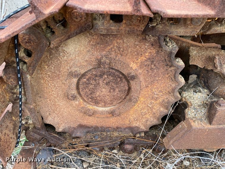 image for item KV9719 1986 Case 450C  dozer