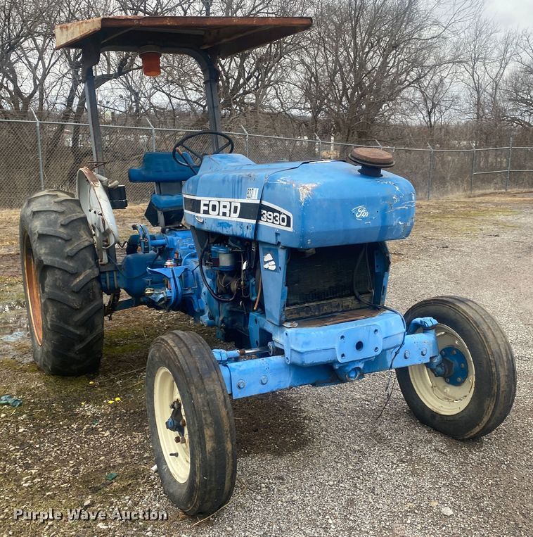 image for item KV9720 Ford 3930  tractor