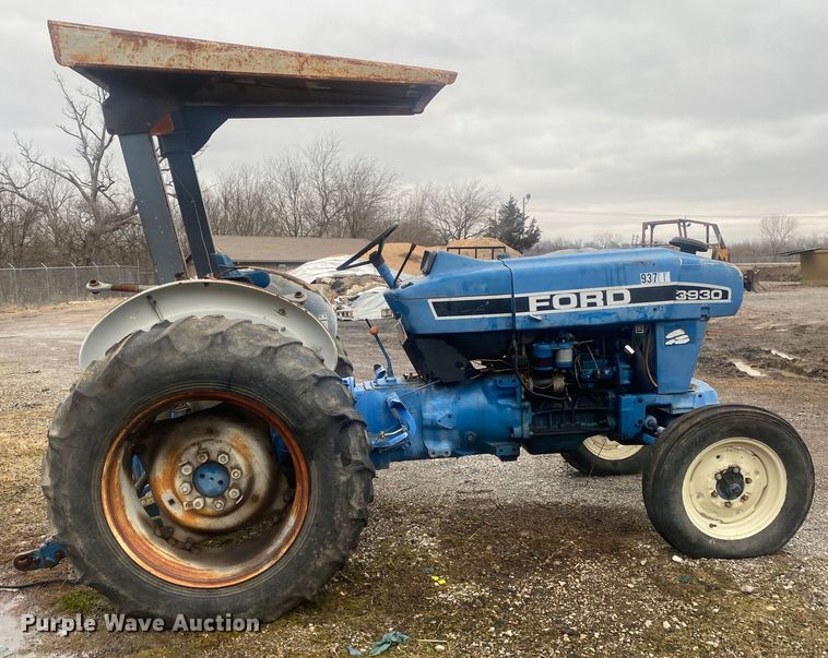 image for item KV9720 Ford 3930  tractor