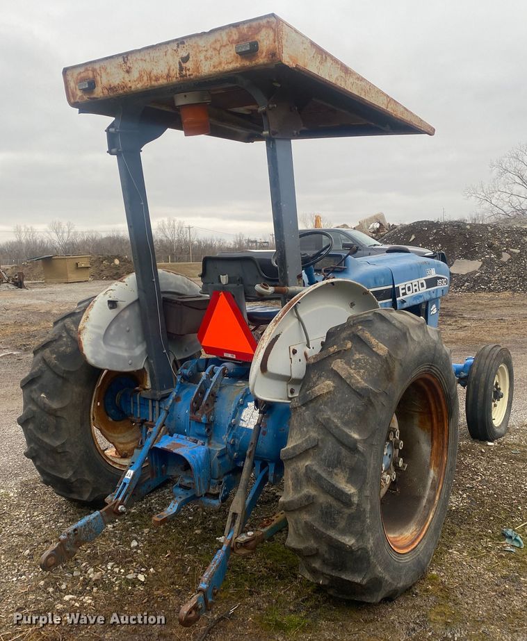 image for item KV9720 Ford 3930  tractor