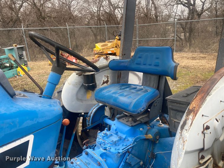 image for item KV9720 Ford 3930  tractor