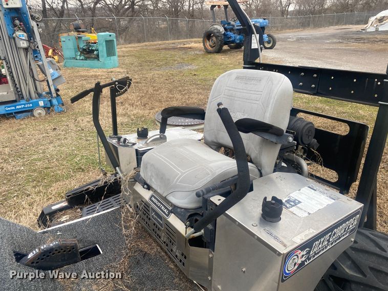 image for item KV9722 2007 Dixie Chopper XCaliber  ZTR lawn mower