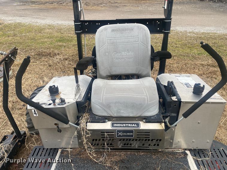 image for item KV9722 2007 Dixie Chopper XCaliber  ZTR lawn mower