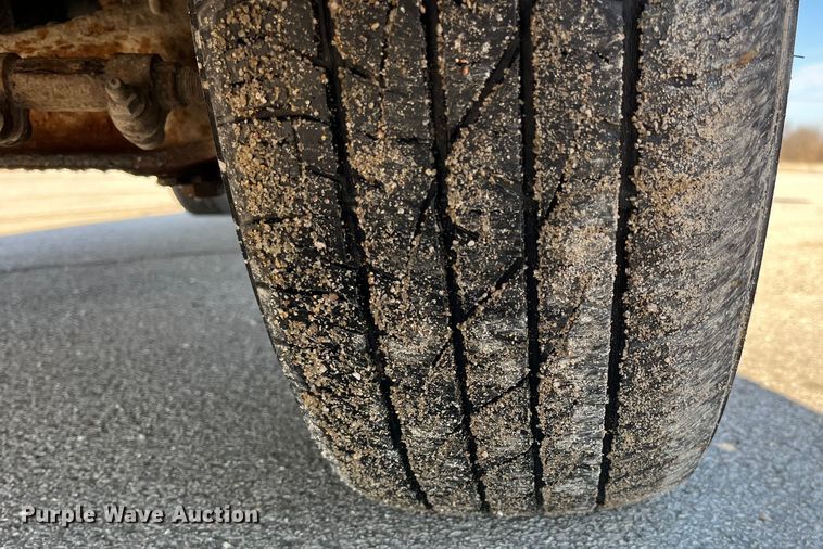 image for item LA9785 1995 Ford F150 XL  pickup truck