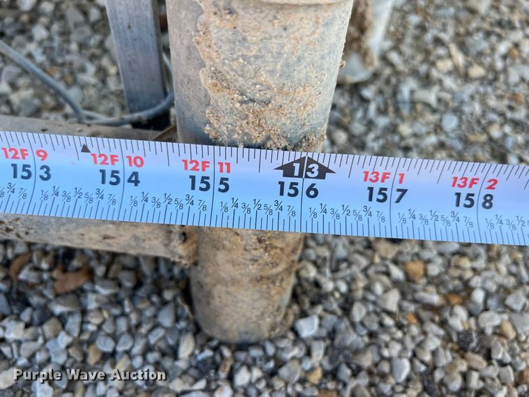 image for item LA9788 (4) chain link fence sections