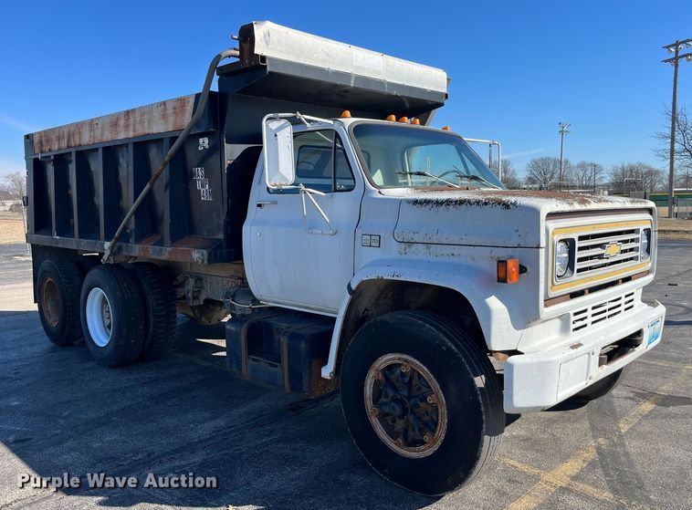 image for item LA9789 1985 Chevrolet C70  dump truck
