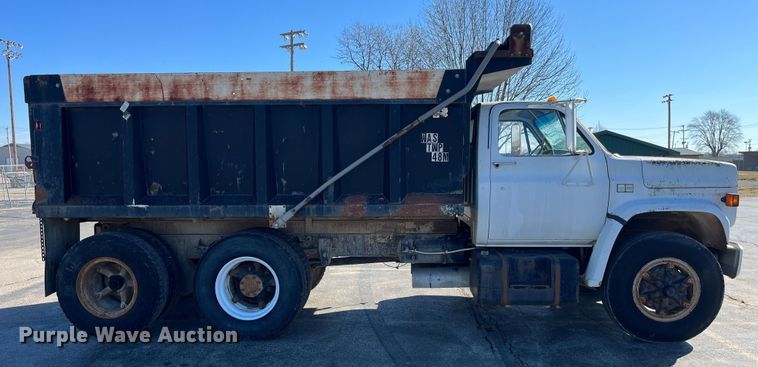 image for item LA9789 1985 Chevrolet C70  dump truck