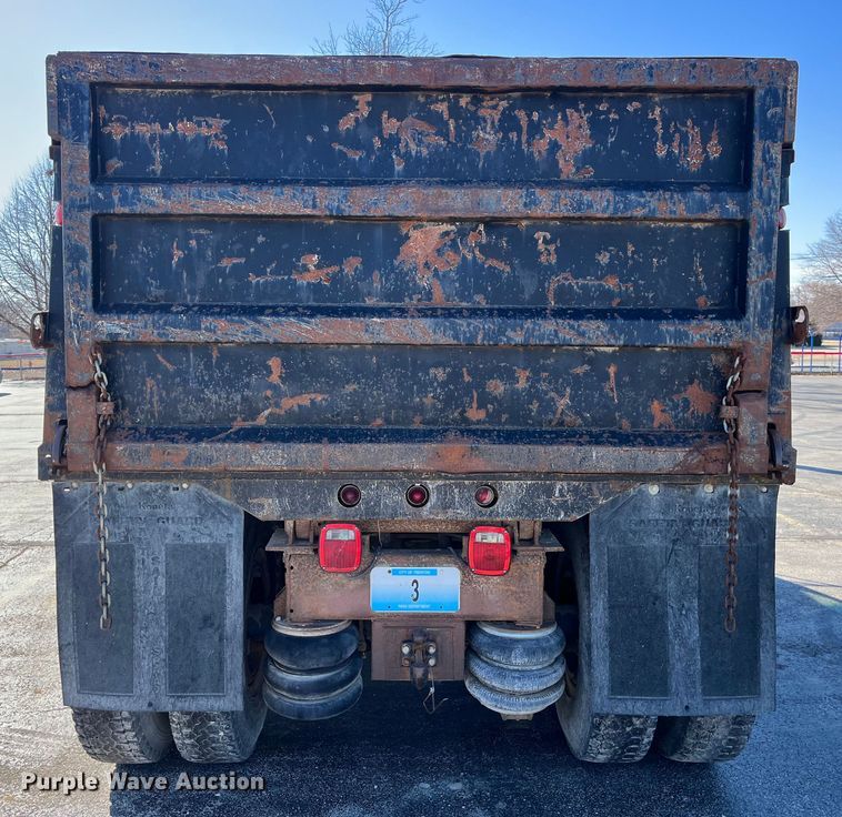 image for item LA9789 1985 Chevrolet C70  dump truck