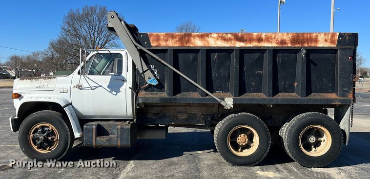 image for item LA9789 1985 Chevrolet C70  dump truck