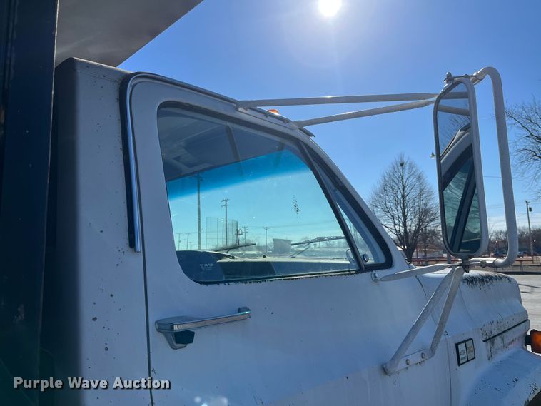 image for item LA9789 1985 Chevrolet C70  dump truck