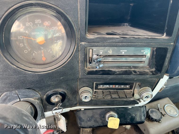 image for item LA9789 1985 Chevrolet C70  dump truck