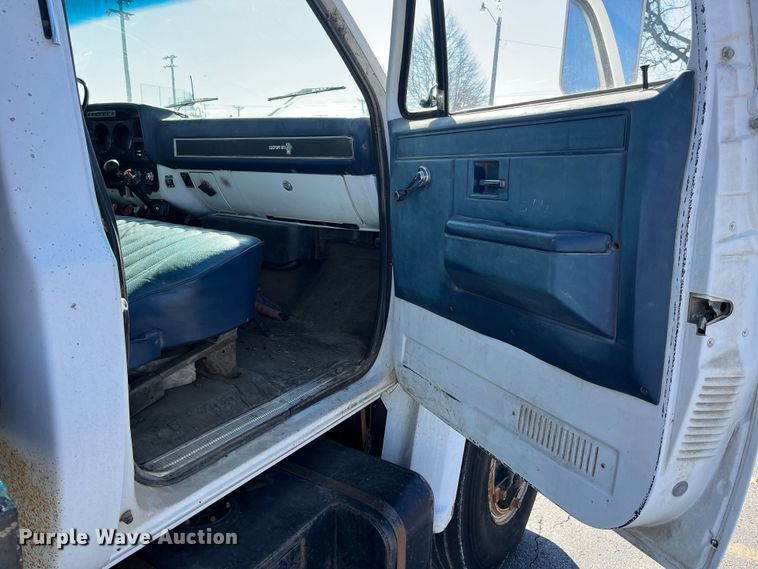 image for item LA9789 1985 Chevrolet C70  dump truck