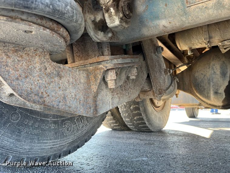 image for item LA9789 1985 Chevrolet C70  dump truck