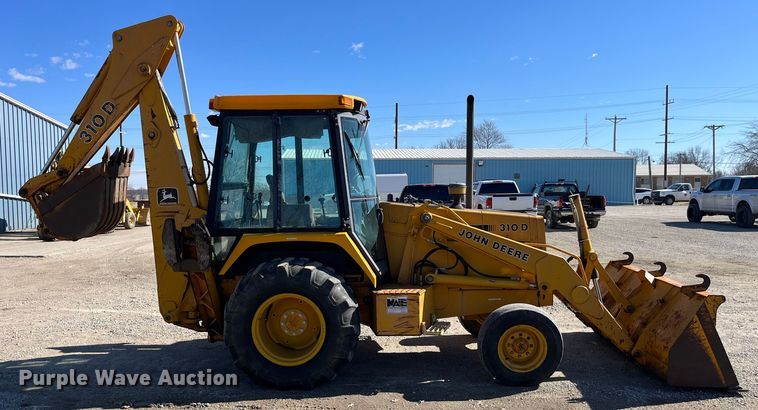 image for item LA9791 1992 John Deere 310D  backhoe