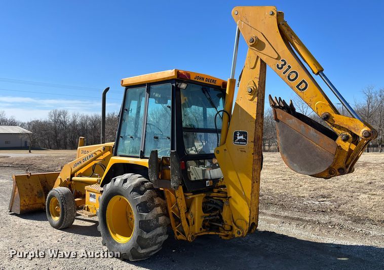 image for item LA9791 1992 John Deere 310D  backhoe