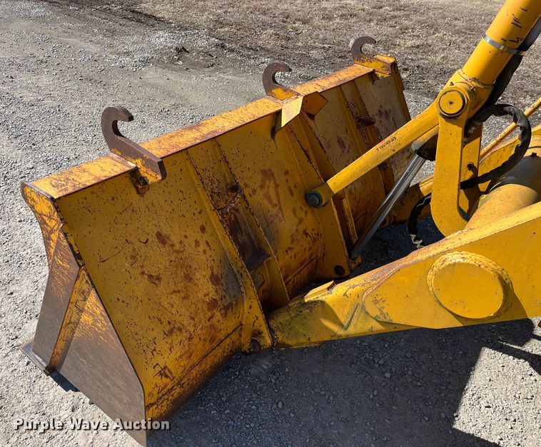 image for item LA9791 1992 John Deere 310D  backhoe