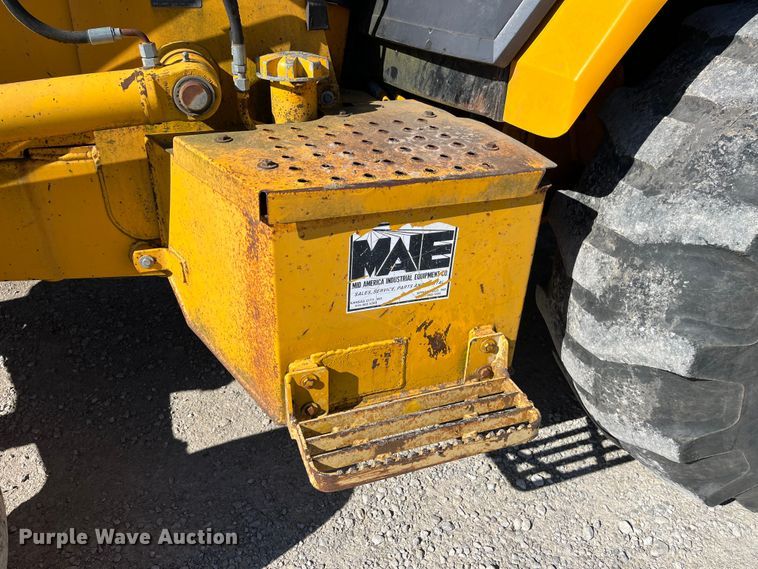 image for item LA9791 1992 John Deere 310D  backhoe