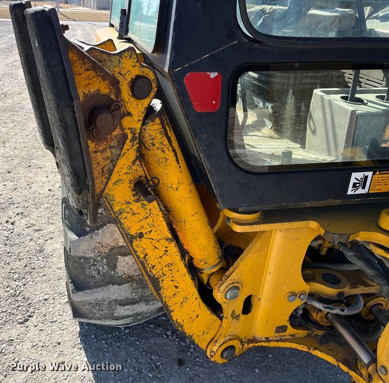 image for item LA9791 1992 John Deere 310D  backhoe