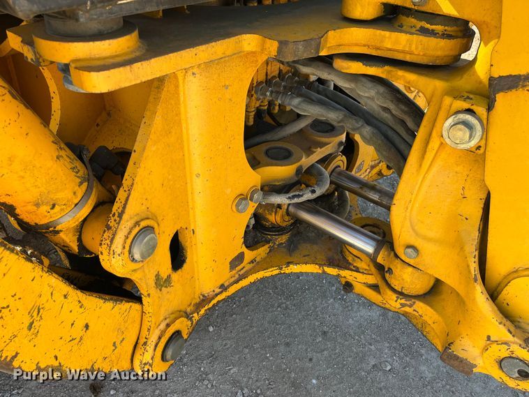 image for item LA9791 1992 John Deere 310D  backhoe